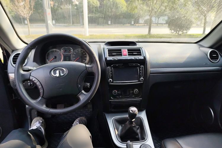 Used Haval H5 Classic 2012 ZhiZun Edition Green & Quiet 2.0T Manual Two-Wheel Drive Comfortable Model
