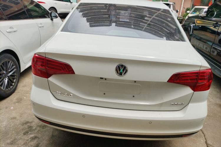 Used Volkswagen Bora 2018 1.5L Automatic Fashion Model