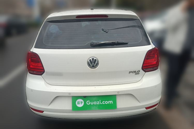 Used Volkswagen Polo 2016 1.6L Automatic Comfort Model
