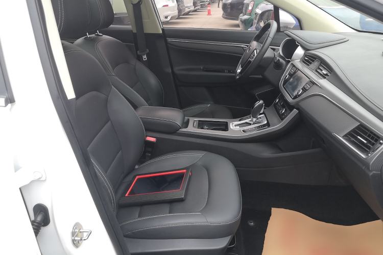 Used Geely Auto Emgrand GS 2016 Elegant Edition 1.3T Automatic LingShang Model Right Front Seat