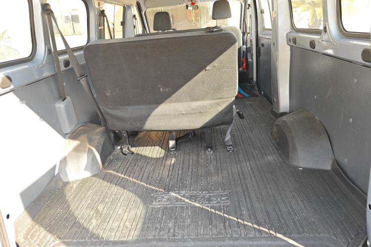 Used Wuling Yangguang 2025 Model 400km Bus Edition—Comfort Edition
