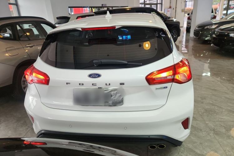 Used Ford Focus 2021 Hatchback EcoBoost 180 Automatic Titanium Edition