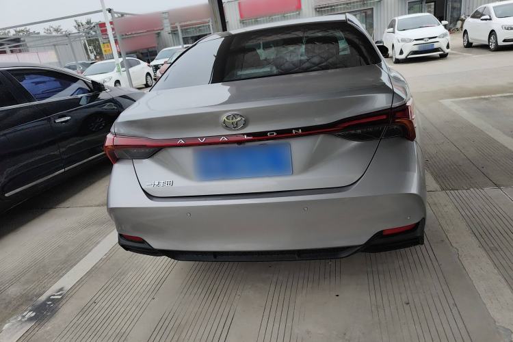 Used Toyota Avalon 2024 2.0L Premium Edition