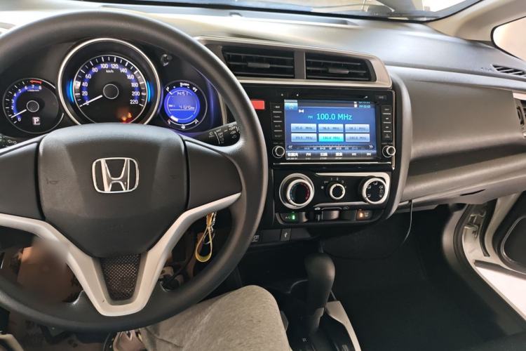 Used Honda Fit 2014 1.5L SE CVT Fashion Model