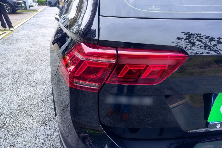 Used Volkswagen Tiguan L 2022 330TSI Automatic Two-Wheel Drive R-Line Enhanced Edition
