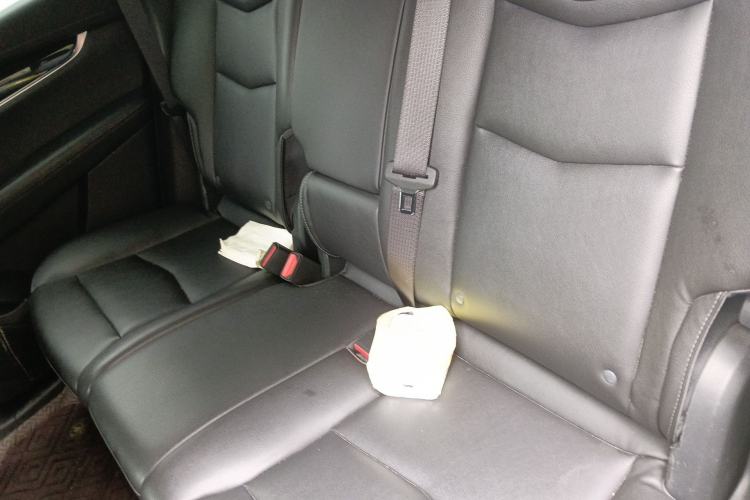 Used Cadillac XT5 2021 28T Luxury Model Left Rear Seat