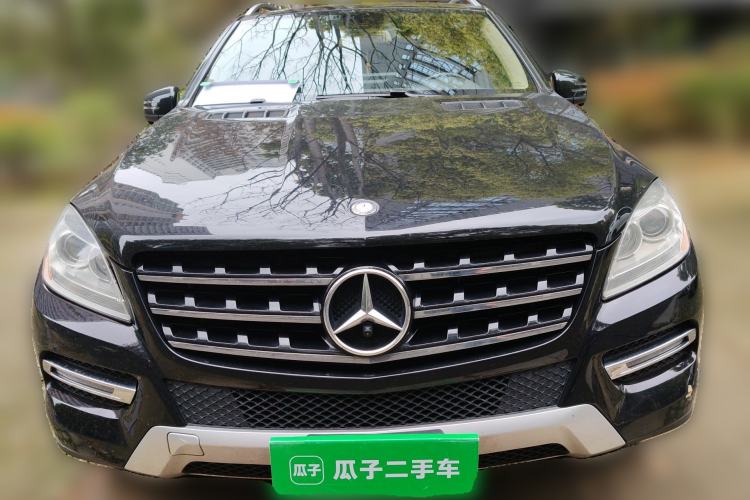 Used Mercedes-Benz M-Class 2012 ML 350 Luxury Edition Front