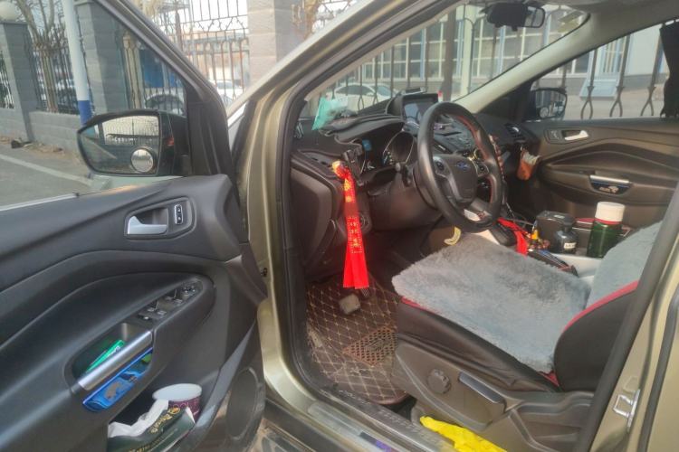 Used Ford Kuga 2015 1.5L GTDi Two-Wheel-Drive Comfort Model