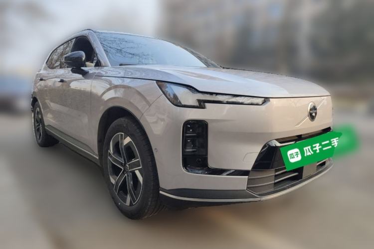 Used Volvo XC70 Plug-in Hybrid 2026 Model Four-Wheel Drive Long-Range Core
