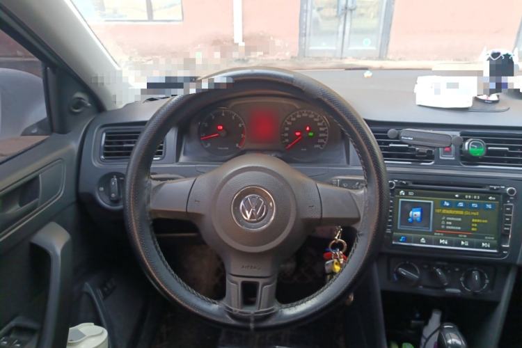 Used Volkswagen Santana 2015 1.6L Automatic Fashion Edition