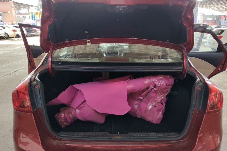 Used Buick Excelle 2013 1.5L Automatic Classic Model
