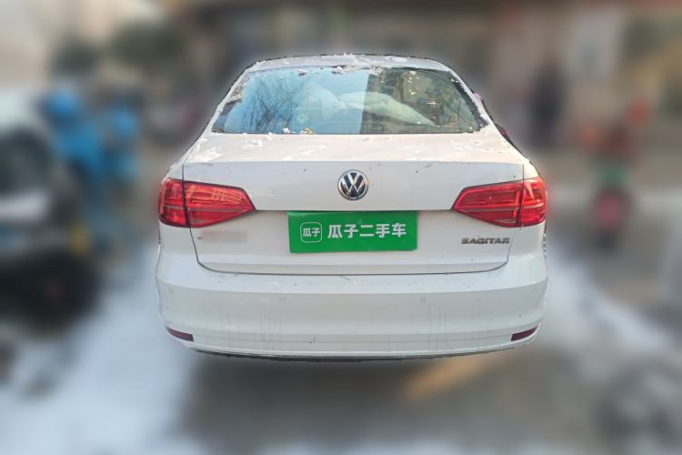 Used Volkswagen Sagitar 2015 1.6L Automatic Comfort Model
