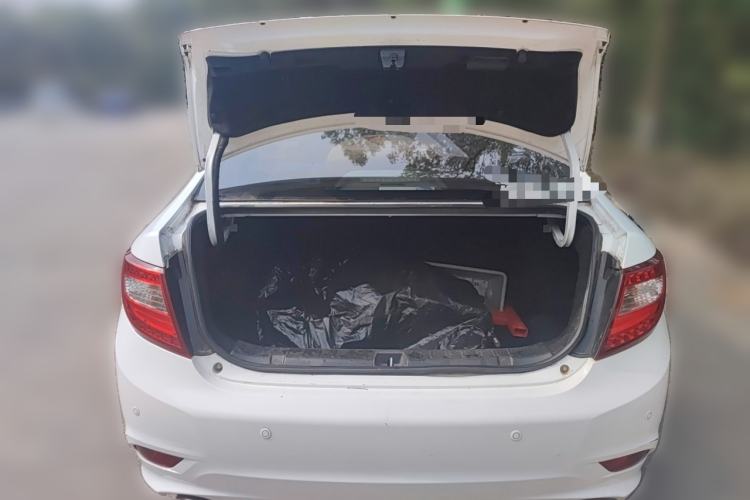 Used BYD G5 2014 1.5TI Manual Luxury Edition
