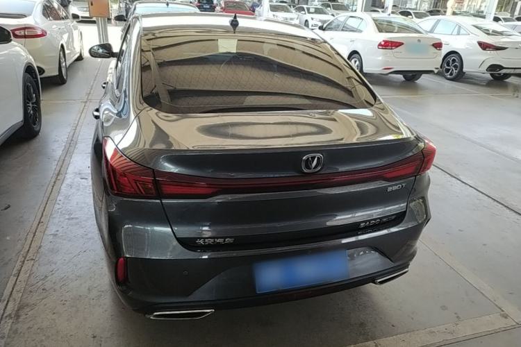 Used CHANGAN Eado 2023 Changan Edition PLUS Blue Whale NE 1.4T GDI DCT Prestige Version
