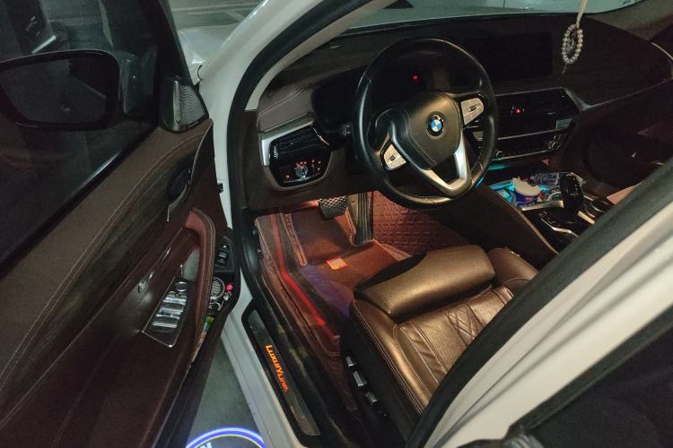 Used BMW 5 Series New Energy 2020 530Le Pioneer Edition Driver Seat