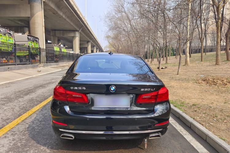 Used BMW 5 Series 2020 525Li Luxury Package
