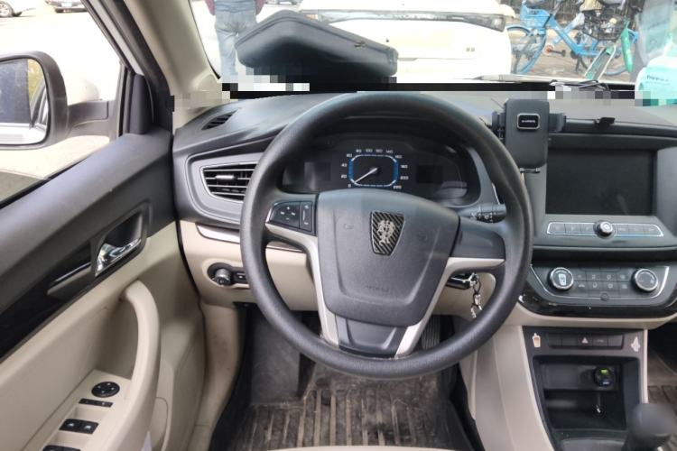 Used Roewe 360 2015 1.5L Manual Luxury Edition