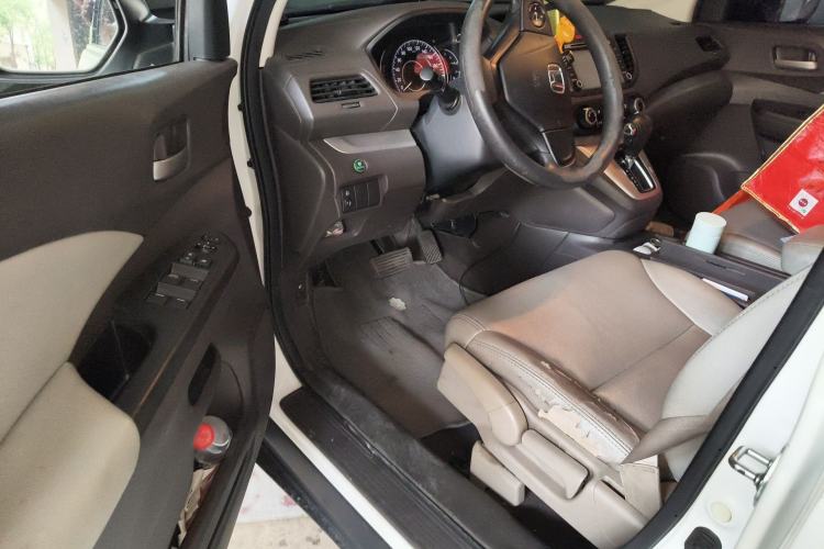 Used Honda CR-V 2012 2.0L two-wheel drive urban version Driver Seat