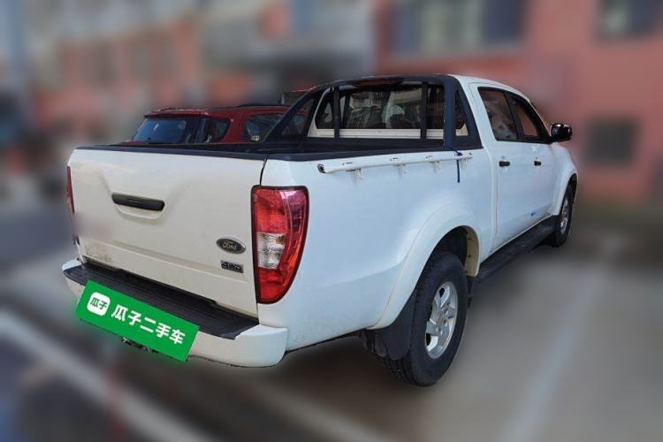 Used JMC Yuhu 5 2019 2.0T Diesel Manual 4x4 Advanced Version China VI Standard Long Wheelbase
