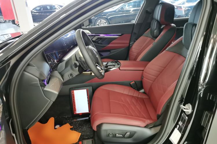 Used BMW 5 Series 2025 530Li Luxury Edition M Sport Package