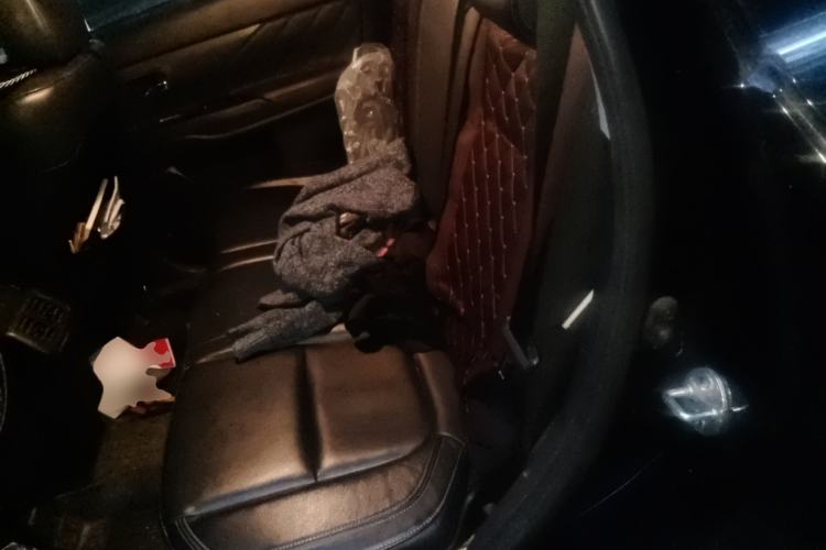 Used Mitsubishi Outlander 2019 2.4L 4x4 Zhi Xiang Edition 7 Seats China VI Standard Left Rear Seat