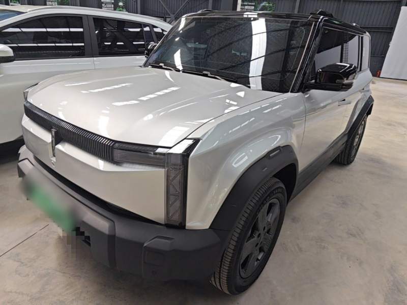 Used iCAR 03 2024 501km Two-Wheel Drive Long-Range Yuechao Edition — 1