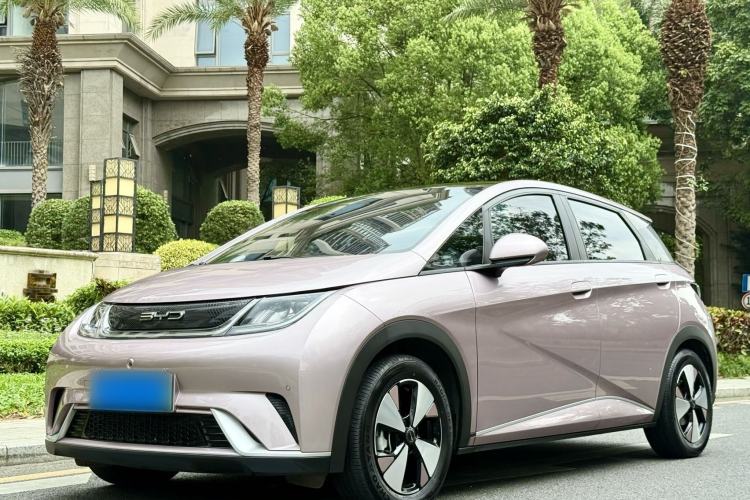 Used BYD Dolphin 2023 420 km Fashion Edition