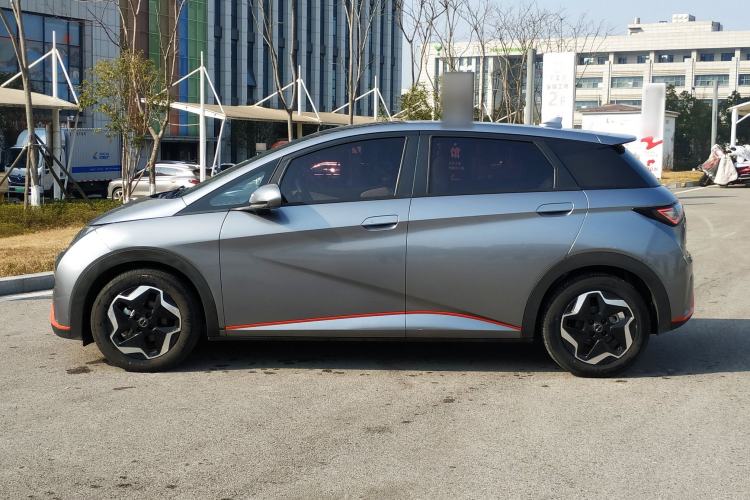 Used BYD Dolphin 2021 405 km Fashion Edition
