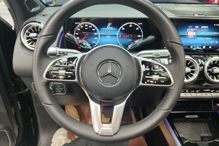 Used Mercedes-Benz EQB 2023-Year Restyled EQB 350 4MATIC
