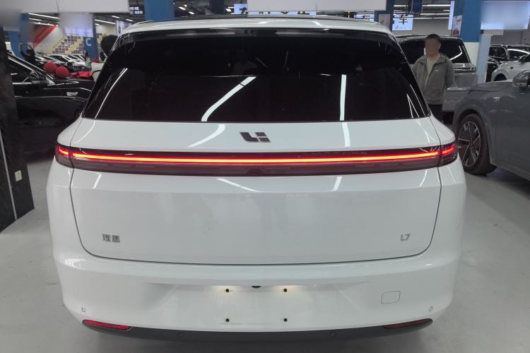 Used Li Auto L7 2023 Pro Model Rear