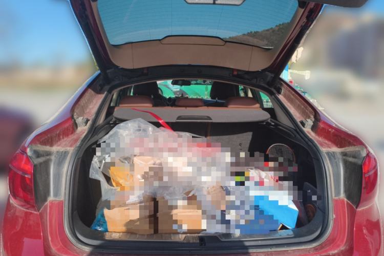 Used BMW X6 2015 xDrive35i Leading Model Trunk