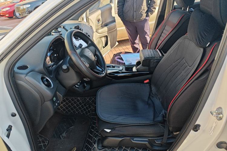 Used Honda XR-V 2022 220TURBO CVT Obsidian Edition Left Front Seat