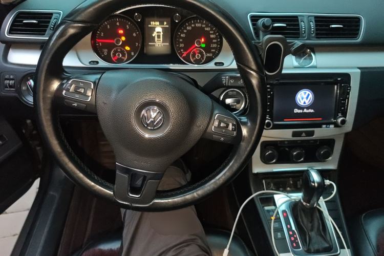 Used Volkswagen Magotan 2013 1.8TSI Premier Model Steering Wheel