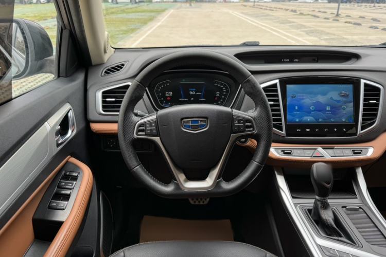 Used Geely Auto Vision X6 2018 1.4T CVT 4G Connected Luxury Version
