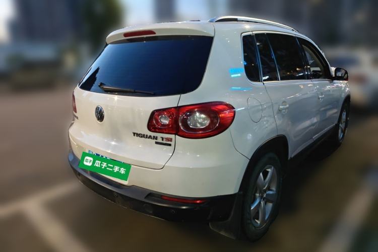 Used Volkswagen Tiguan 2010 1.8TSI Automatic All-Wheel-Drive Elite Edition Rear Right 45 Deg