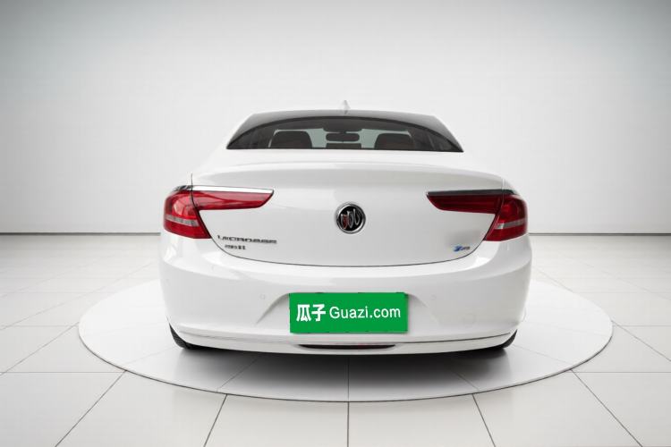 Used Buick LaCrosse 2018 30H Elite Edition
