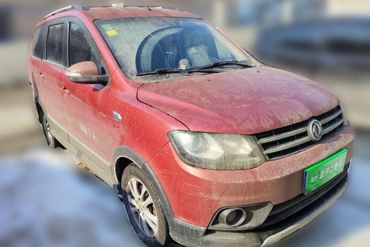 Used Dongfeng Fengon 360 2015 1.5L Manual Luxury 7-Seater China IV Standard Front Right 45 Deg