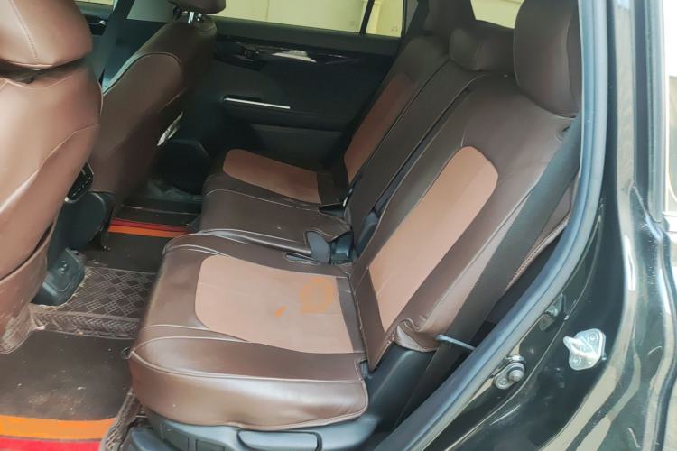 Used Toyota Highlander 2022 Dual-Engine 2.5L 4x4 Elite Edition 7-Seater Left Rear Seat