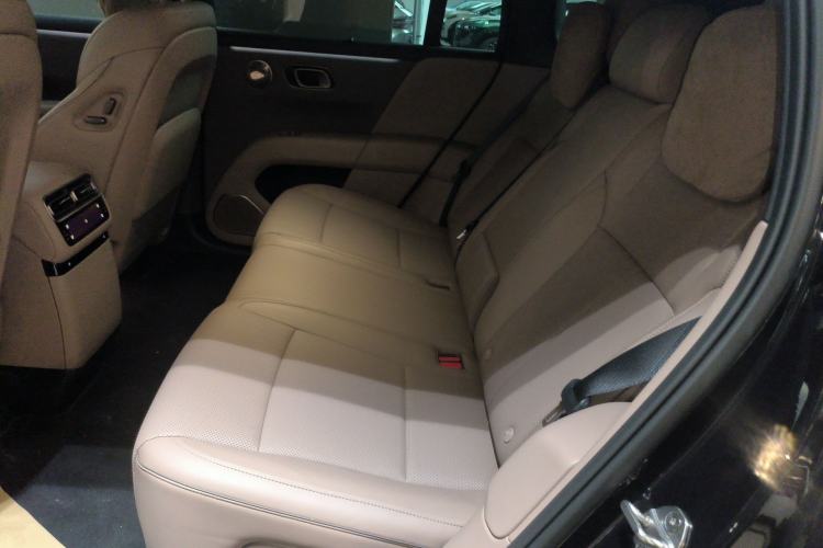 Used Li Auto i6 2025 Model Four-Wheel-Drive Standard Type