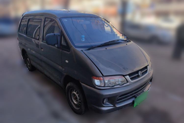 Used FORTHING Lingzhi 2015 V3 1.5L 5-Seater Special Offer Model
