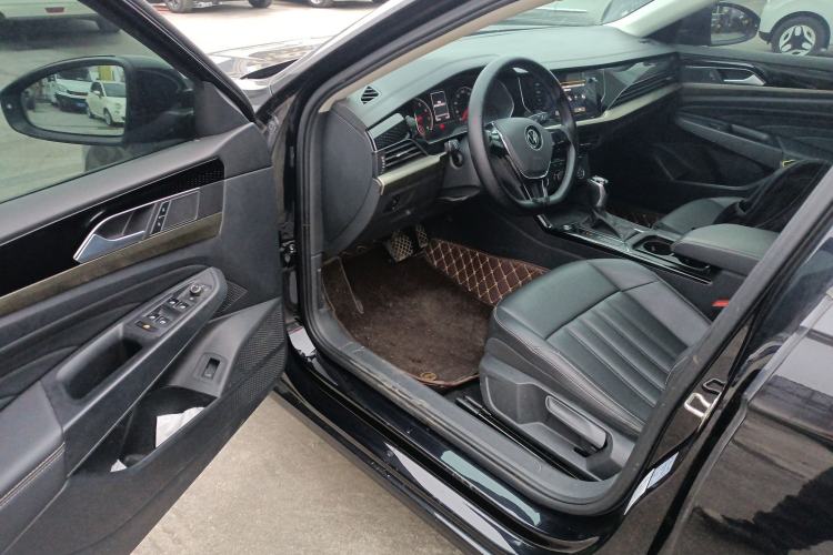 Used Volkswagen Passat 2021 280TSI Business Edition Driver Seat