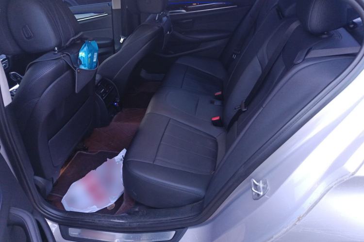 Used BMW 5 Series 2018 525Li Luxury Package Left Rear Seat