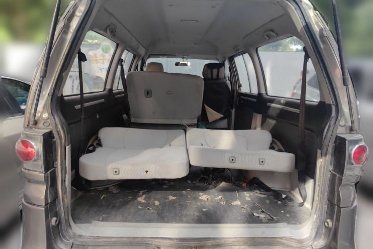 Used FORTHING Lingzhi 2016 M3L 1.6L 7-Seater Standard Model
