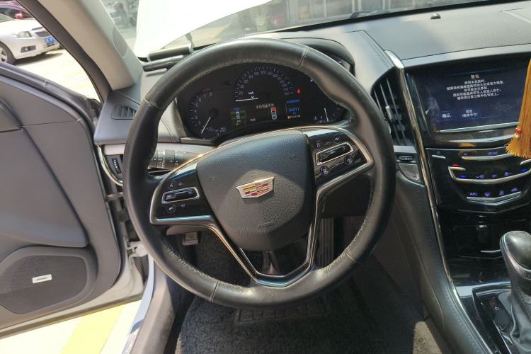 Used Cadillac ATS-L 2016 28T Fashion Edition Steering Wheel