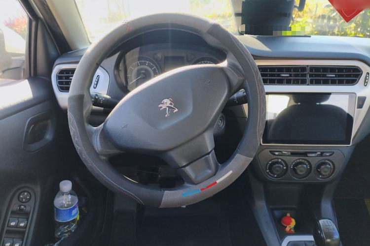 Used Peugeot 301 2014 1.6L Manual Comfort Edition Steering Wheel