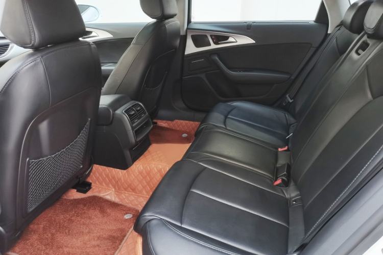 Used Audi A6L 2012 30 FSI Technology Edition Interior 4