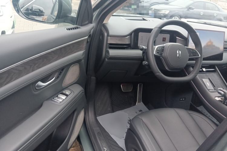 Used Hima AITO M7 2024 1.5T Rear-Drive Plus Version 6 Seats Driver Seat