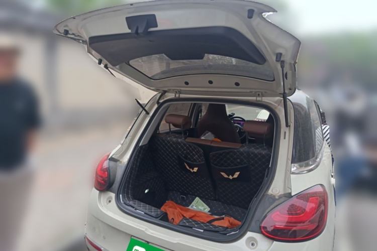 Used Wuling Bingo 2023 410 km Lingxi Deluxe Edition Trunk