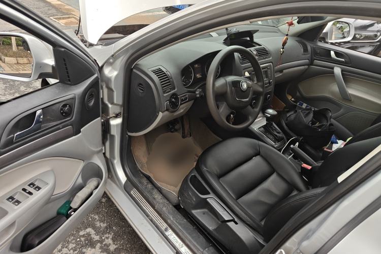 Used Skoda Octavia 2013 1.6L Automatic Yijie Edition