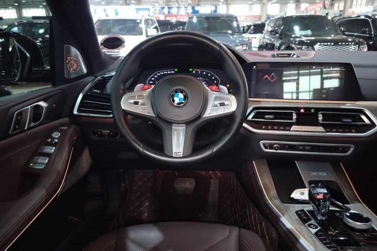 Used BMW X5 2022 Restyled xDrive 40Li M Sport Package
